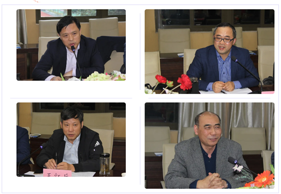 一(yī)群男(nán)人(rén)和(hé)女(nǚ)人(rén)的(de)照(zhào)片
描述已自(zì)動生(shēng)成